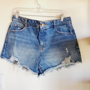ZARA cutoff denim shorts